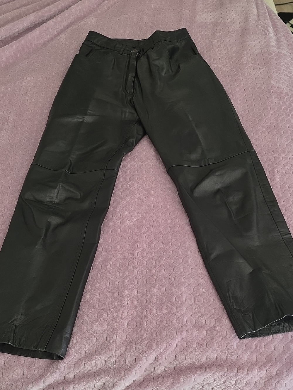 Vintage Black Leather Women's Pants with Straight Leg
